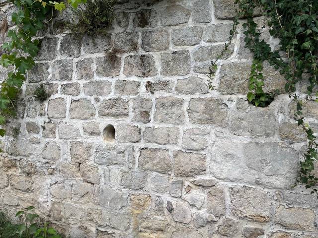 Comment faire disparaître des tags sur des murs ou sur du mobilier urbain 3 Comment faire disparaître des tags sur des murs ou sur du mobilier urbain 3